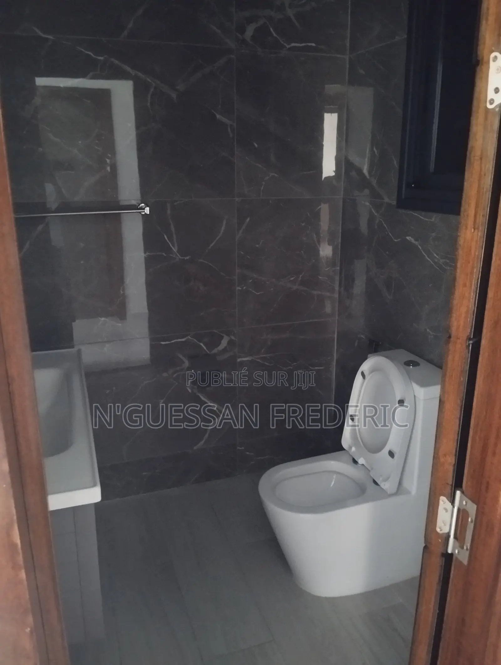 3chbre Appartement dans Marcory à Louer