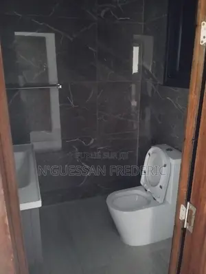 3chbre Appartement dans Marcory à Louer