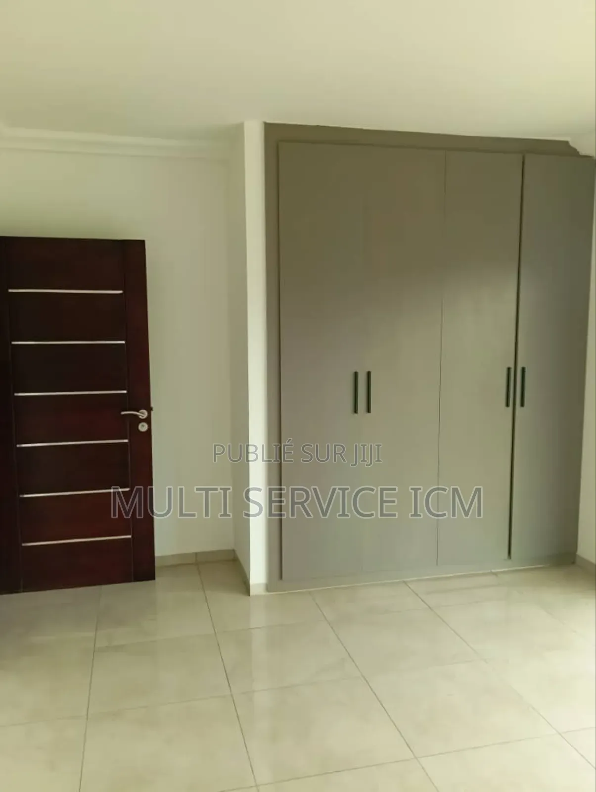 Furnished 3chbre Duplex dans Ismaël Coulibaly, Cocody à Vendre