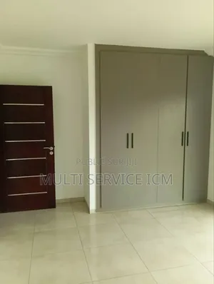 Furnished 3chbre Duplex dans Ismaël Coulibaly, Cocody à Vendre