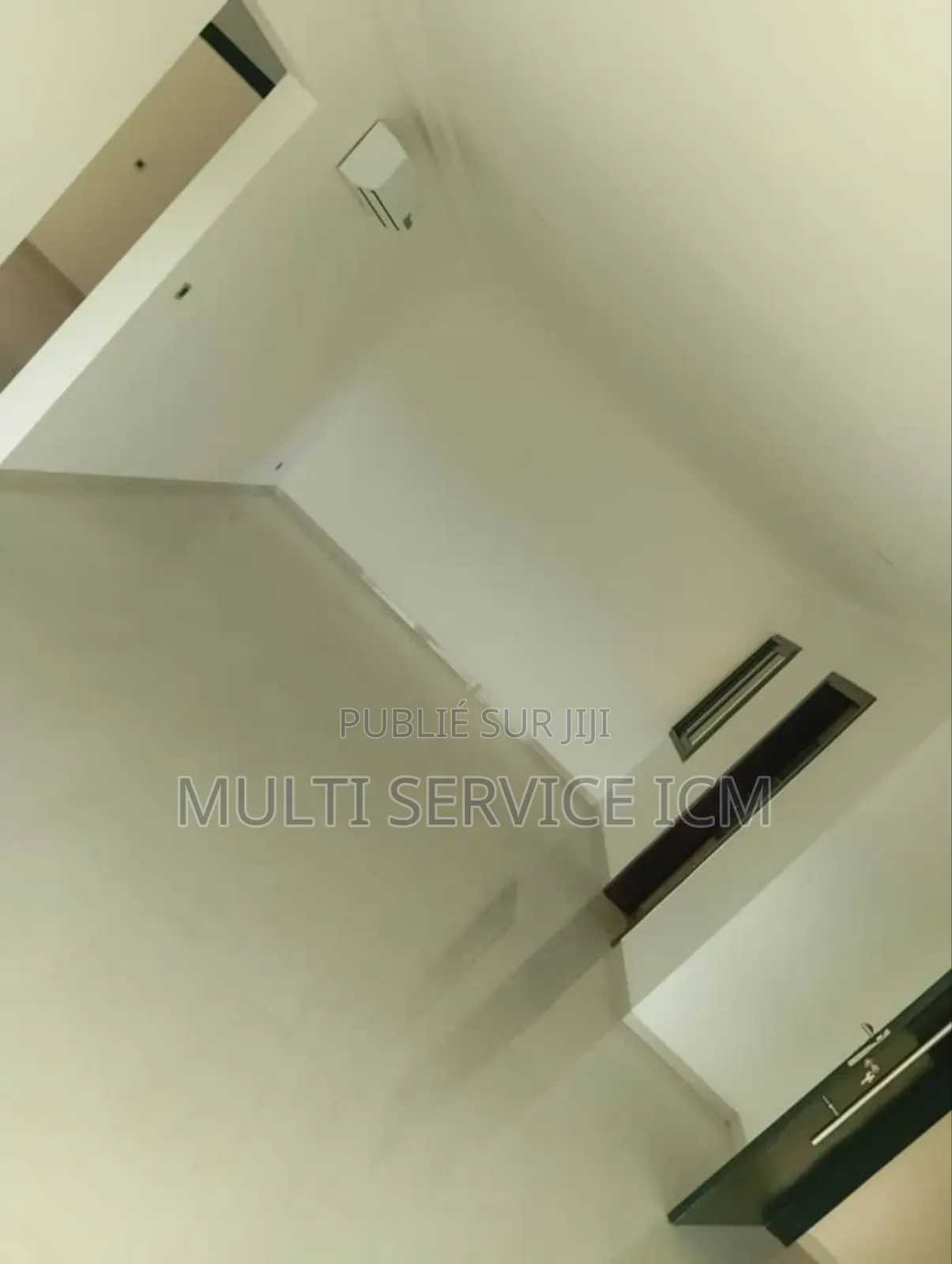 Furnished 3chbre Duplex dans Ismaël Coulibaly, Cocody à Vendre