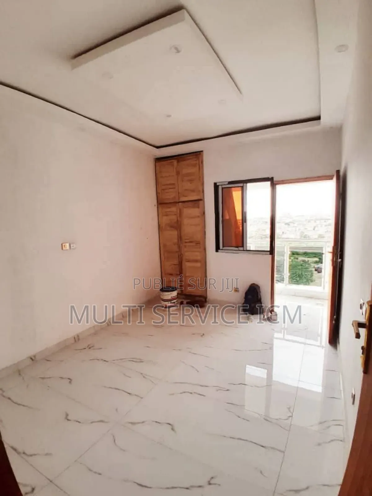 Furnished 3chbre Duplex dans Ismaël Coulibaly, Cocody à Vendre