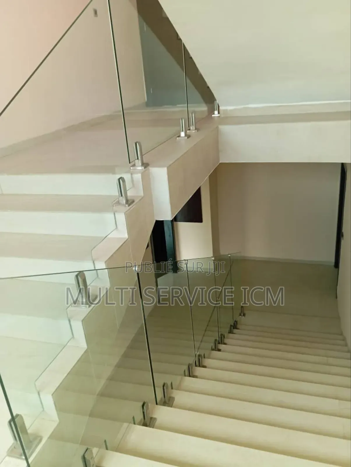 Furnished 3chbre Duplex dans Ismaël Coulibaly, Cocody à Vendre