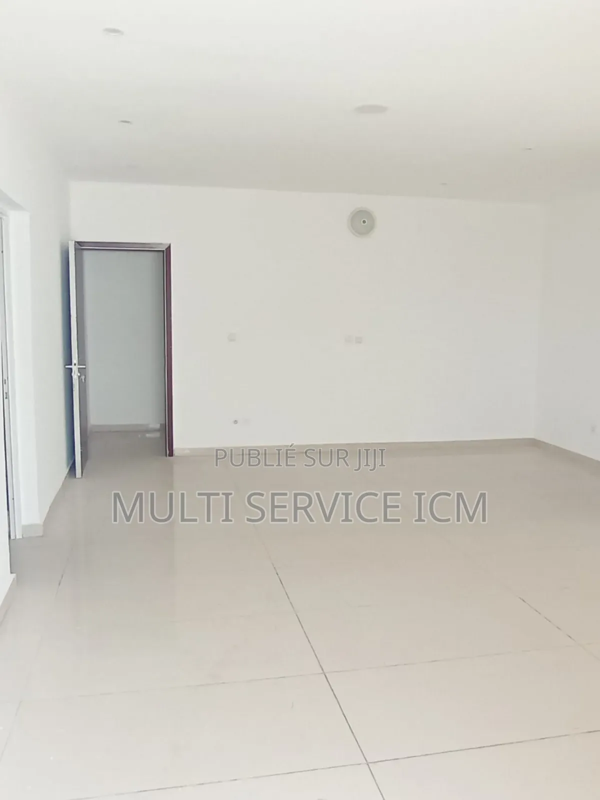 3chbre Appartement partagé dans Ismaël Coulibaly, Cocody à Louer