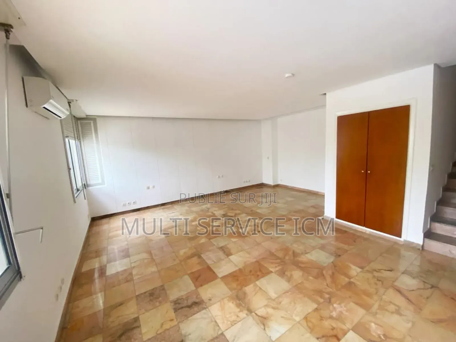 6chbre Duplex dans Ismaël Coulibaly, Cocody à Vendre