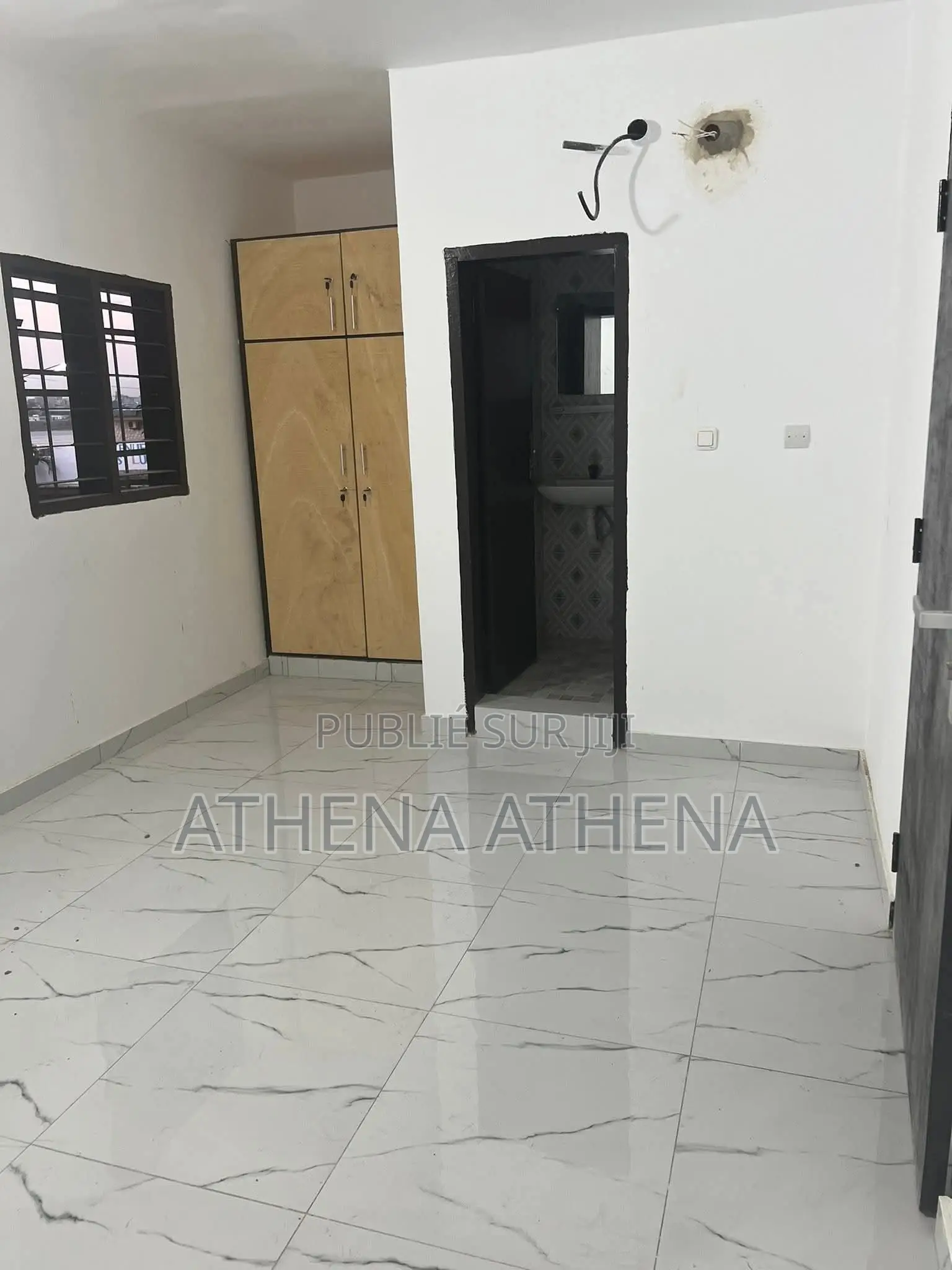 1chbre Chambre et salon dans Annonce N°81 – Tella, Koumassi à Louer