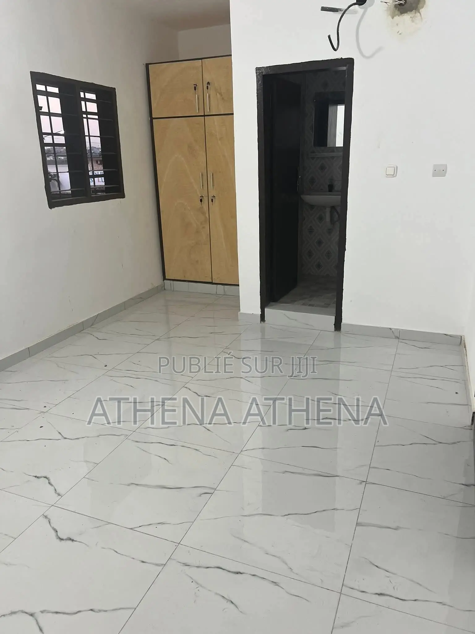 1chbre Chambre et salon dans Annonce N°81 – Tella, Koumassi à Louer