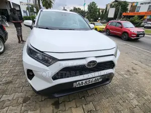Toyota RAV4 LE AWD 2020 Blanc