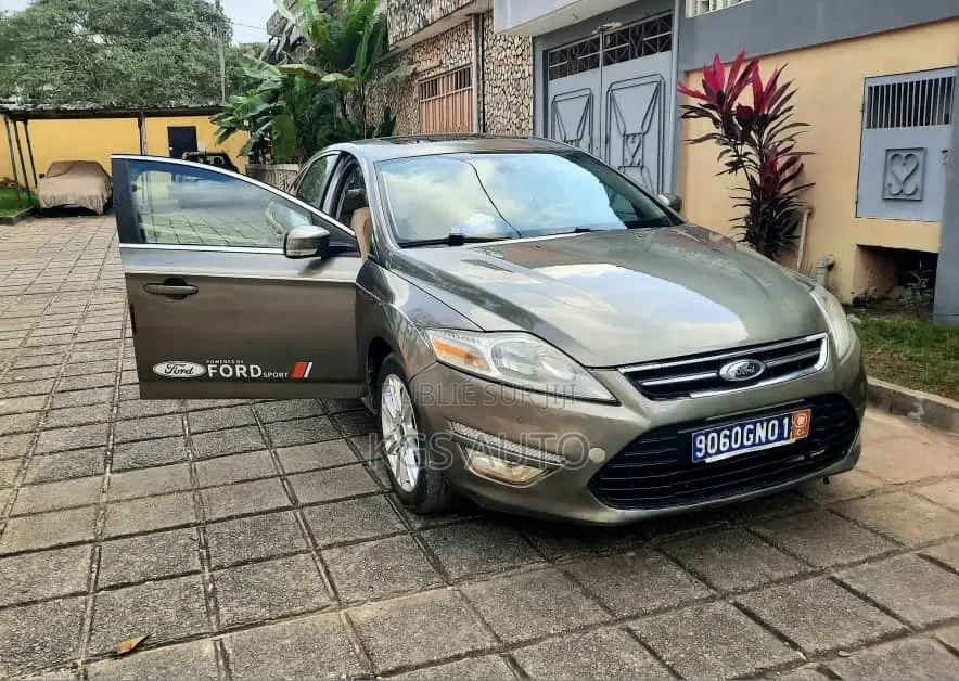 Ford Mondeo 2014 Marron