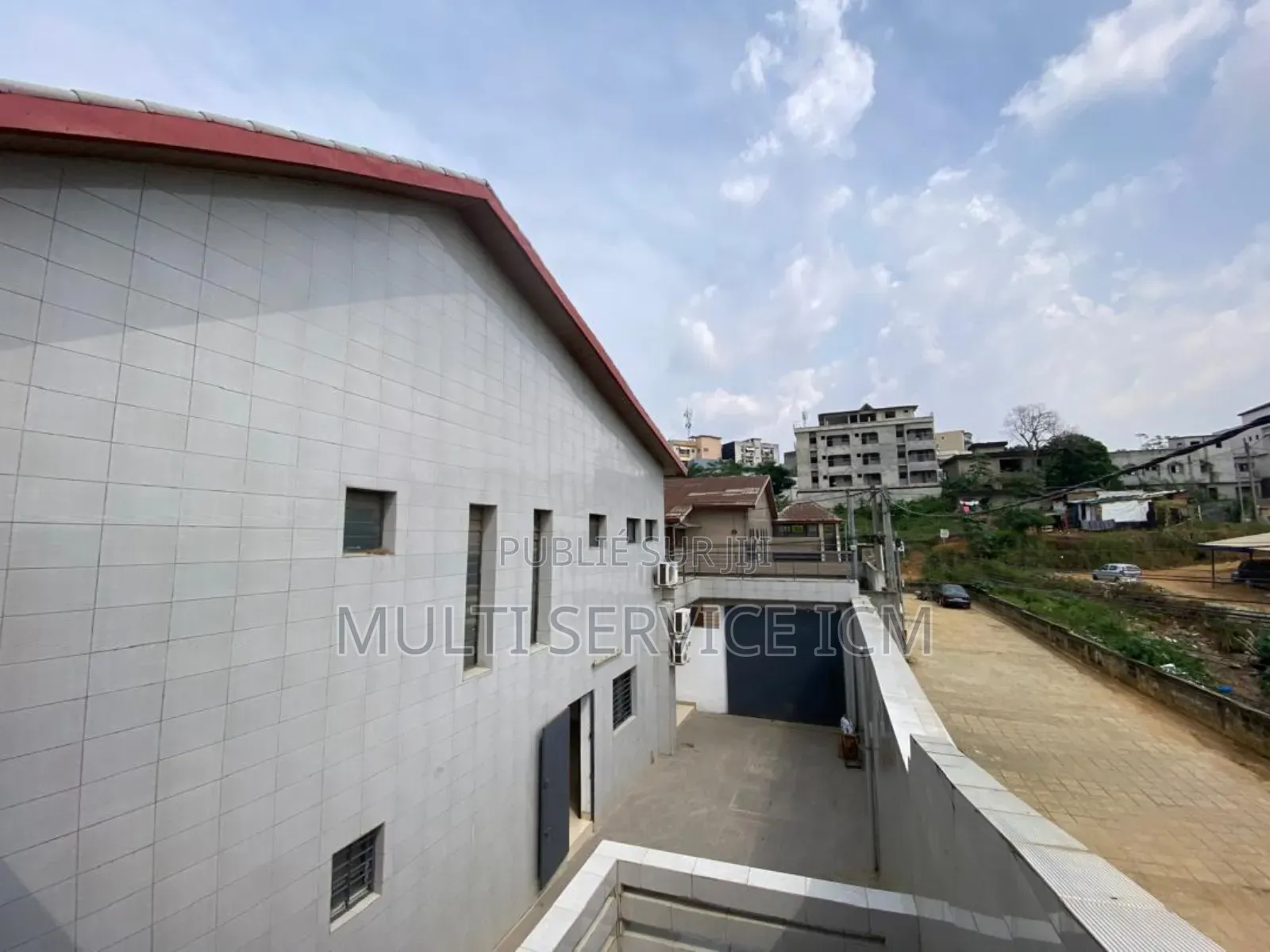 5chbre Duplex dans Ismaël Coulibaly, Cocody à Louer