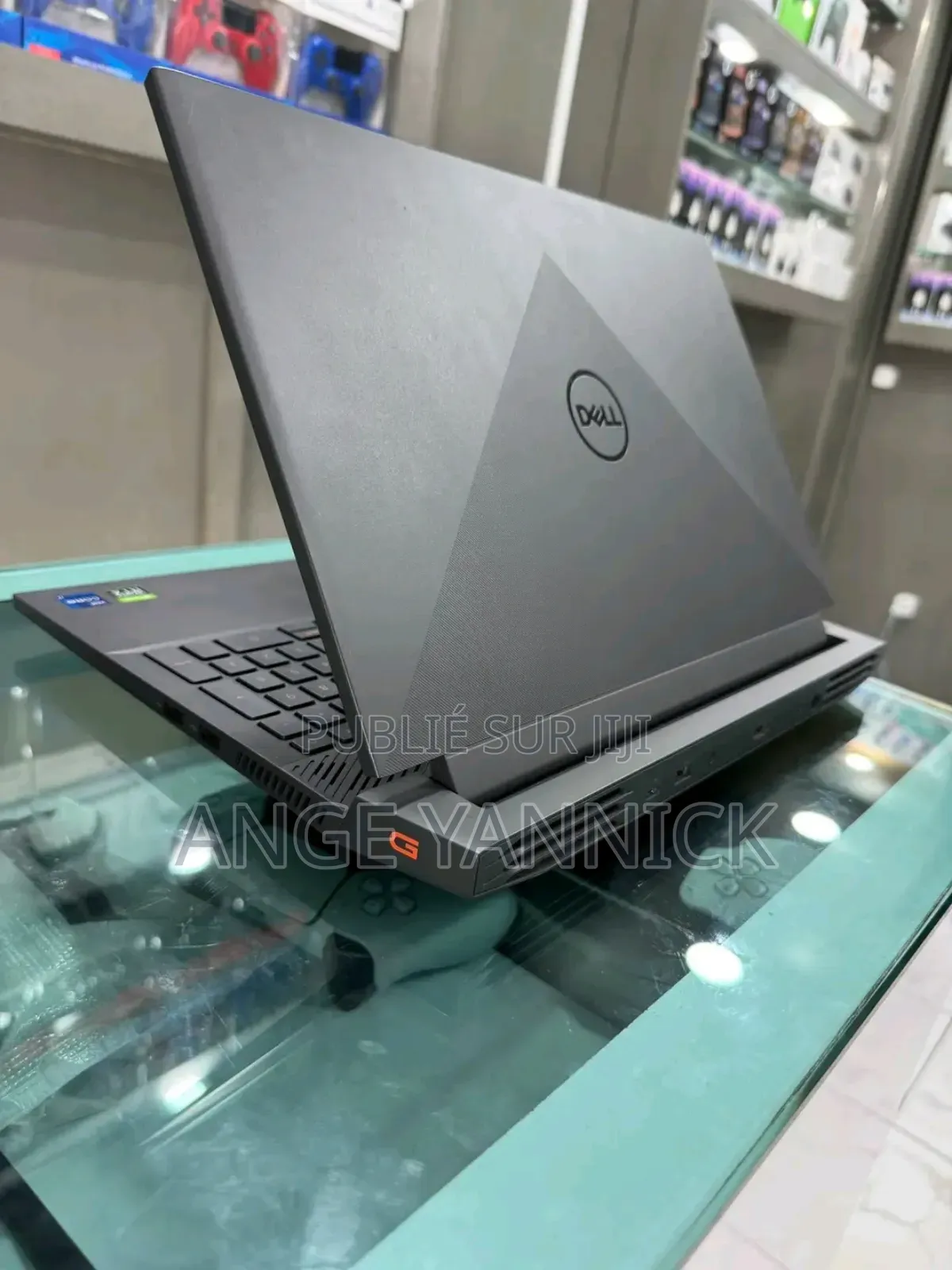 New Ordinateur portable Dell G15 5511 16GB Intel Core i7 SSD 512GB