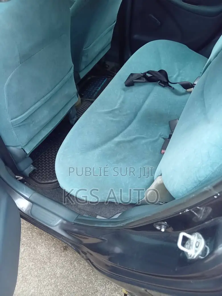 Toyota Yaris 2003 Marron