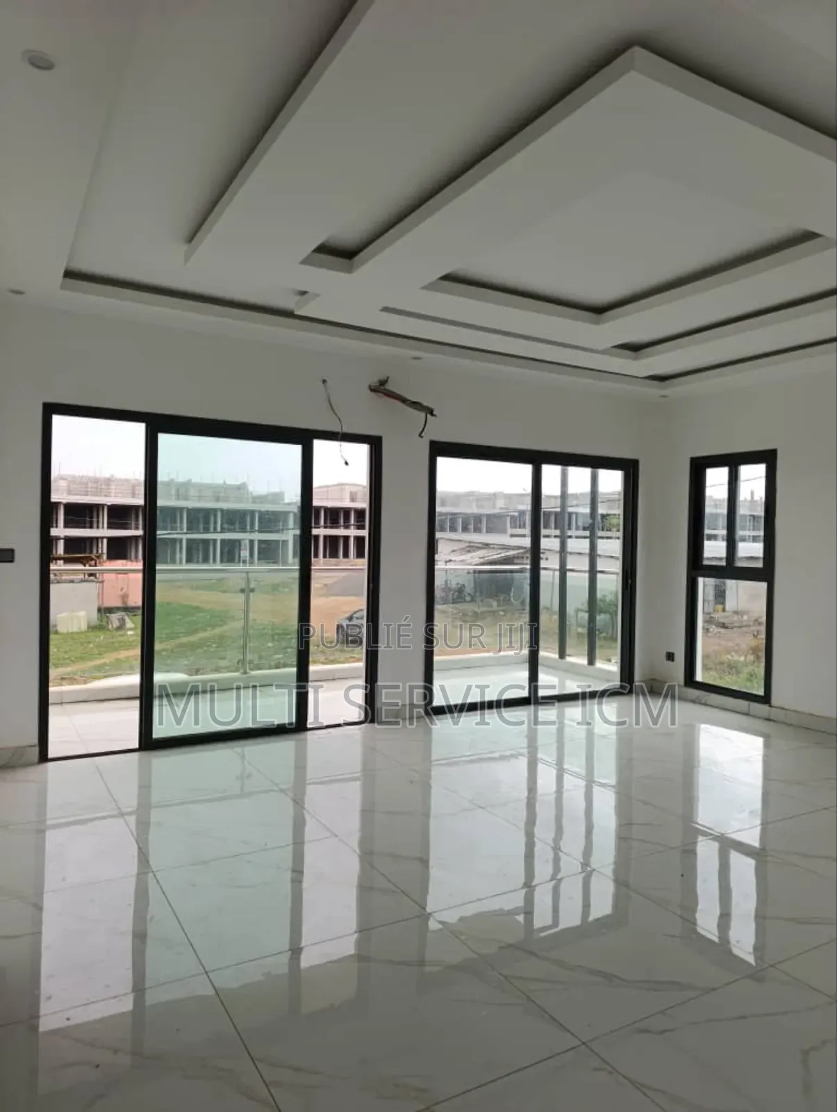 3chbre Duplex dans Ismael Coulibaly, Bingerville à Vendre