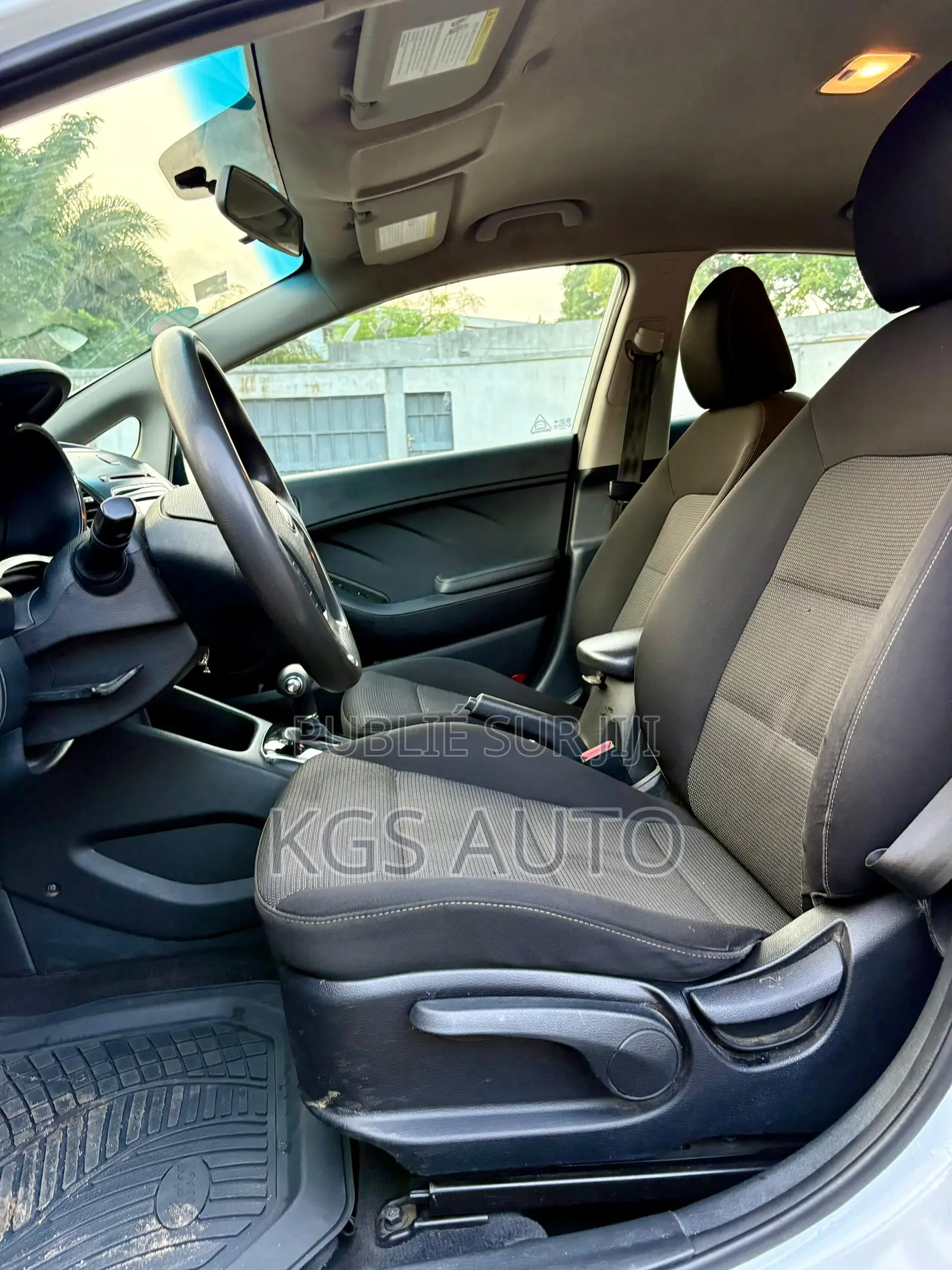 Kia Forte S Sedan 2018 Blanc