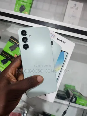 Photo - Samsung Galaxy A16 5G 256 GB Bleu