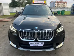 Photo - New BMW X1 2025 Noir