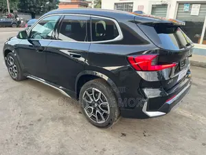 New BMW X1 2025 Noir