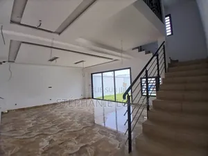 3chbre Duplex dans Grand Bassam Motobé à Louer