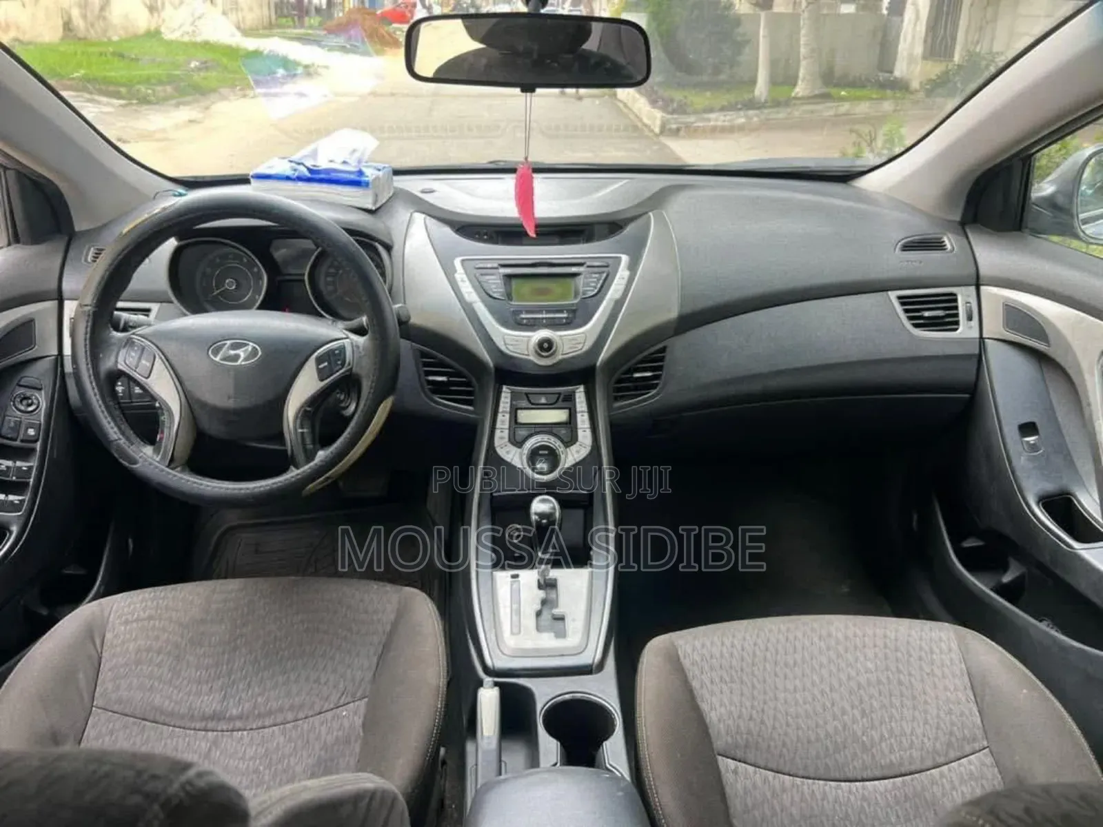 Hyundai Avante 2015 Gris