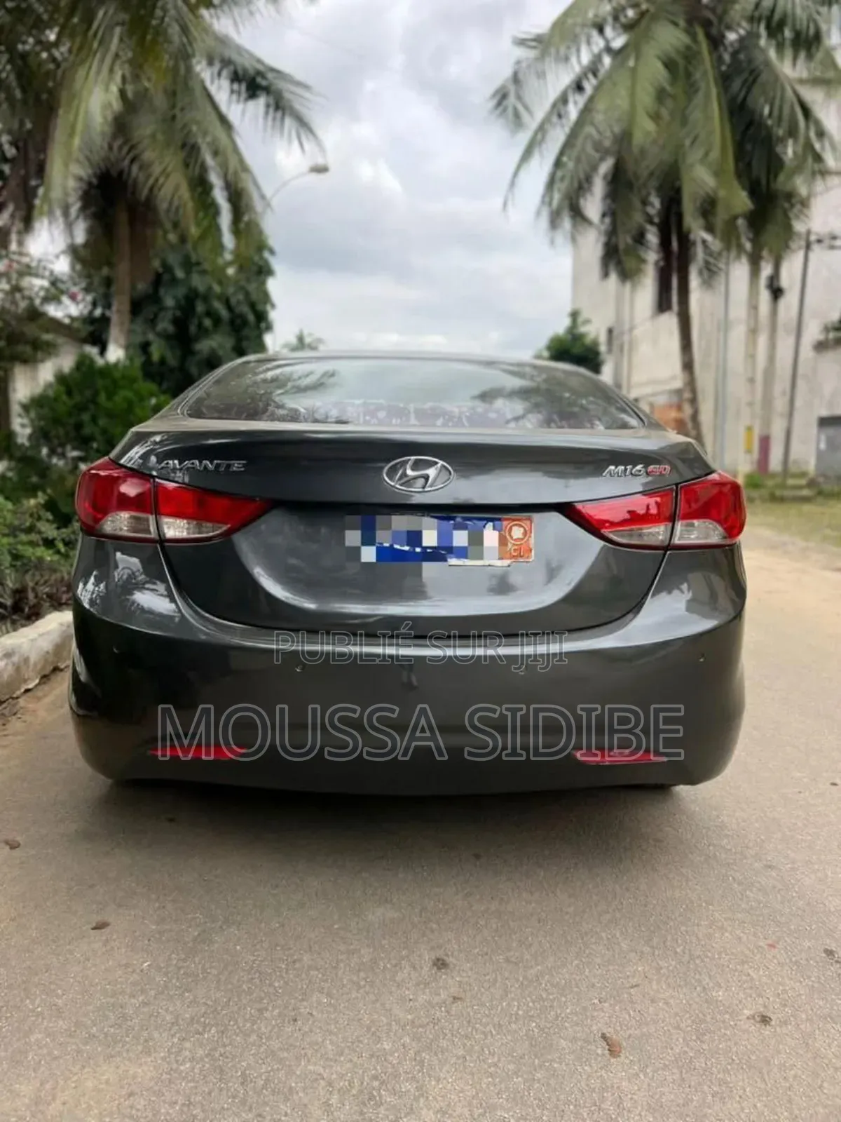 Hyundai Avante 2015 Gris