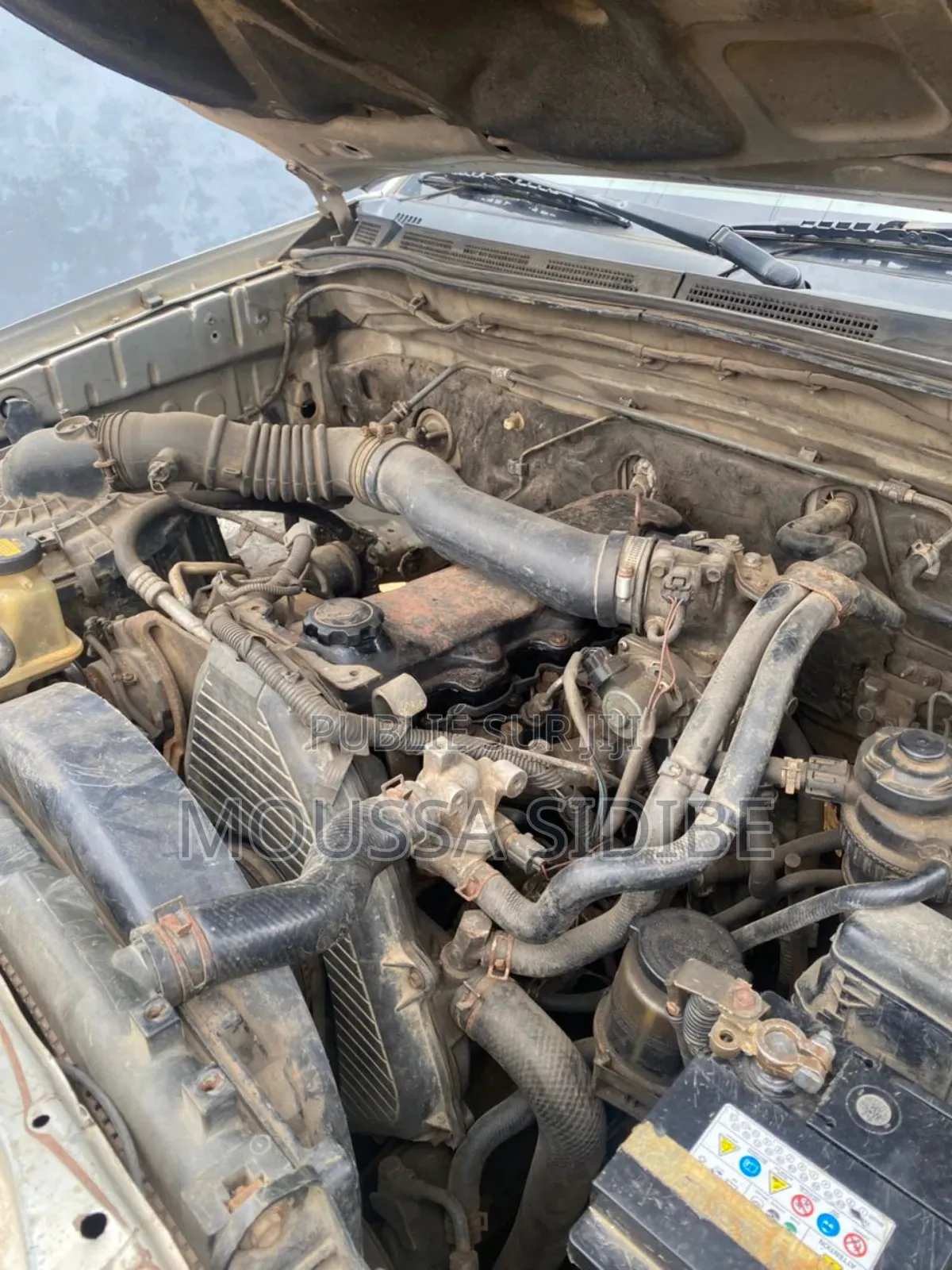 Toyota Hilux 2014 Gris