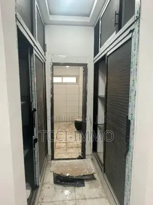 Espace De Coworking en Location À Riviera Abatta