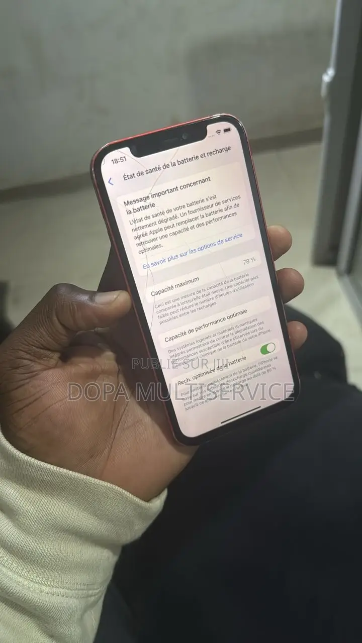 Apple iPhone 12 64 GB Rouge