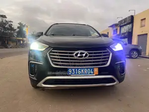 Photo - Hyundai Santa Fe Limited AWD 2017 Noir Mat