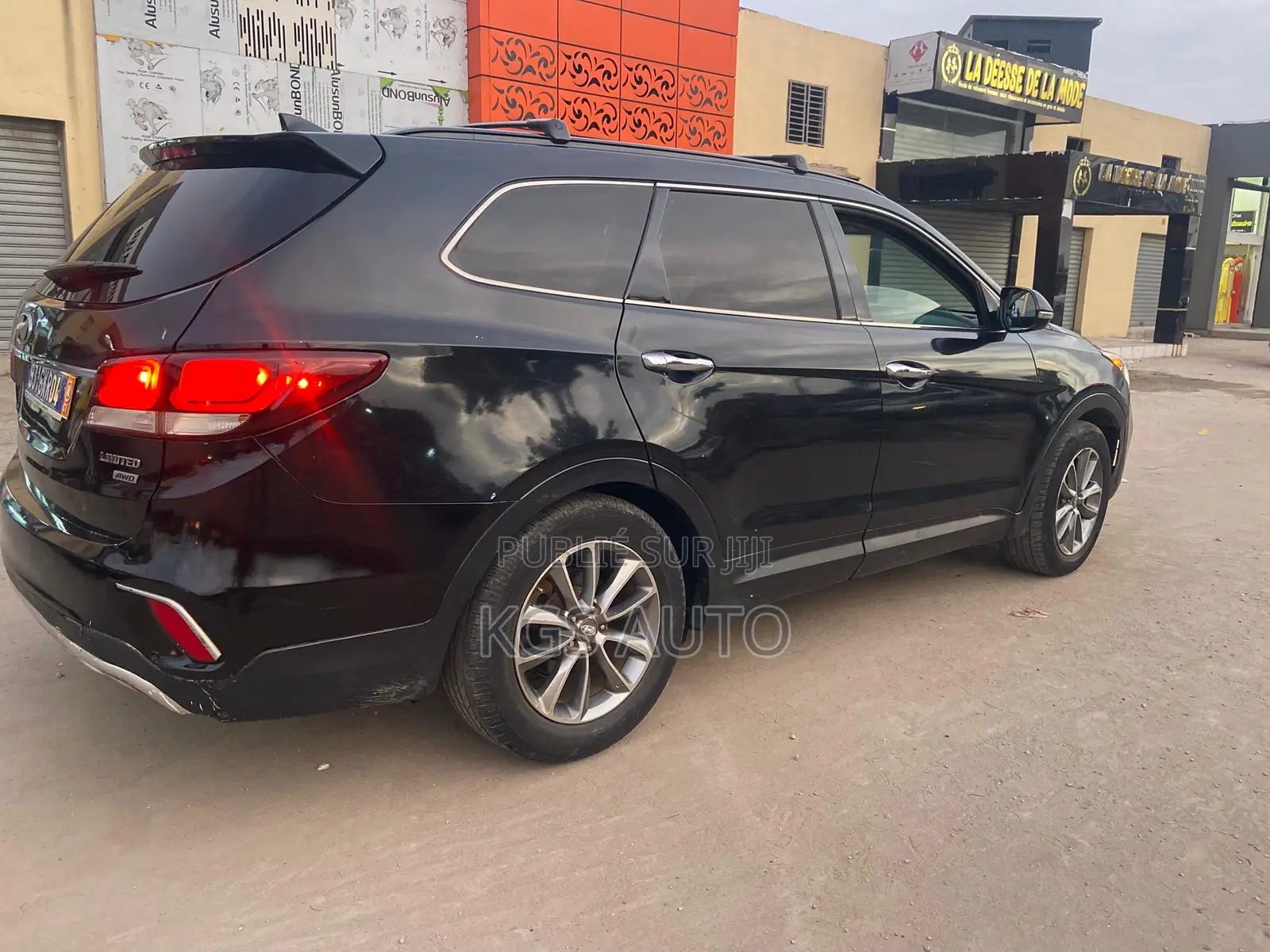 Hyundai Santa Fe Limited AWD 2017 Noir Mat