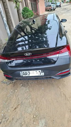 New Hyundai Elantra Limited 2022 Black