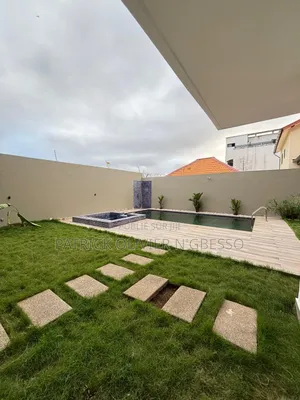 4chbre Villa dans Phoenix Tc Immo, Cocody à Louer