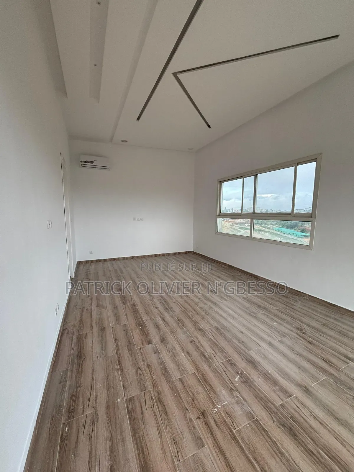 4chbre Villa dans Phoenix Tc Immo, Cocody à Louer