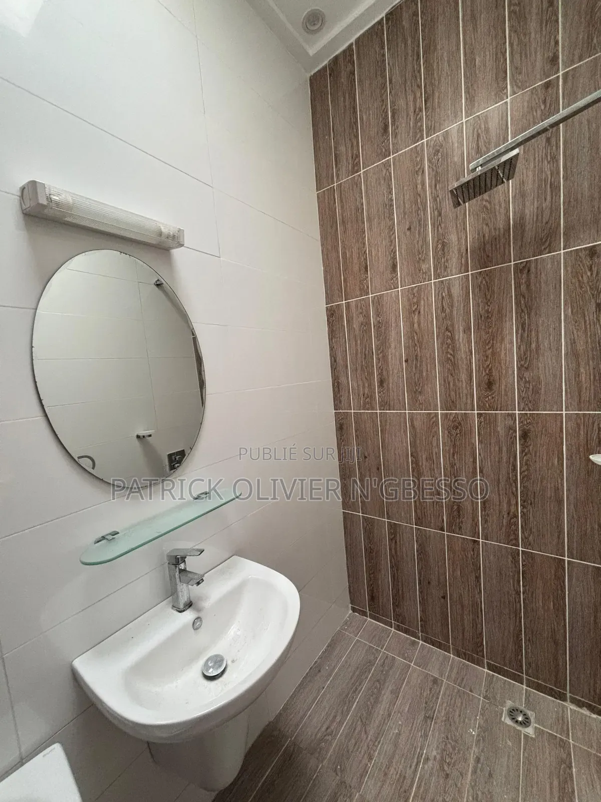 4chbre Villa dans Phoenix Tc Immo, Cocody à Louer