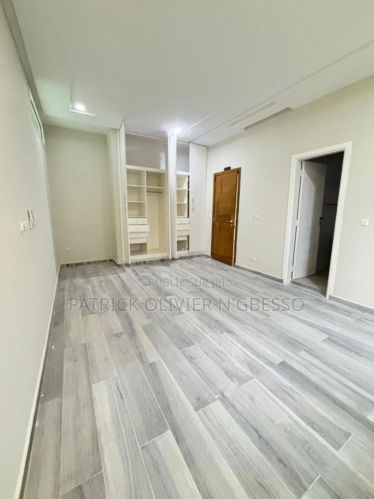 4chbre Villa dans Phoenix Tc Immo, Cocody à Louer