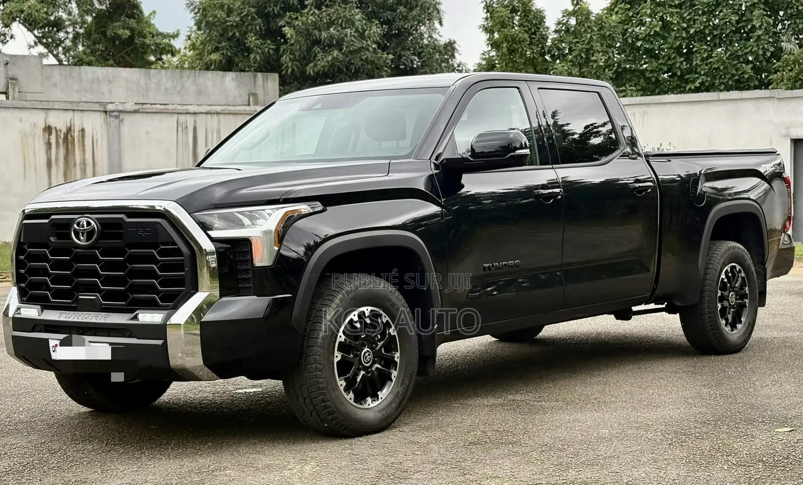 Toyota Tundra SR5 Double Cab 6.5' Bed 2024 Black