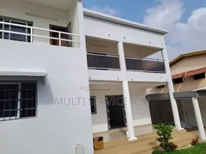 5chbre Duplex dans Ismaël Coulibaly, Cocody à Louer