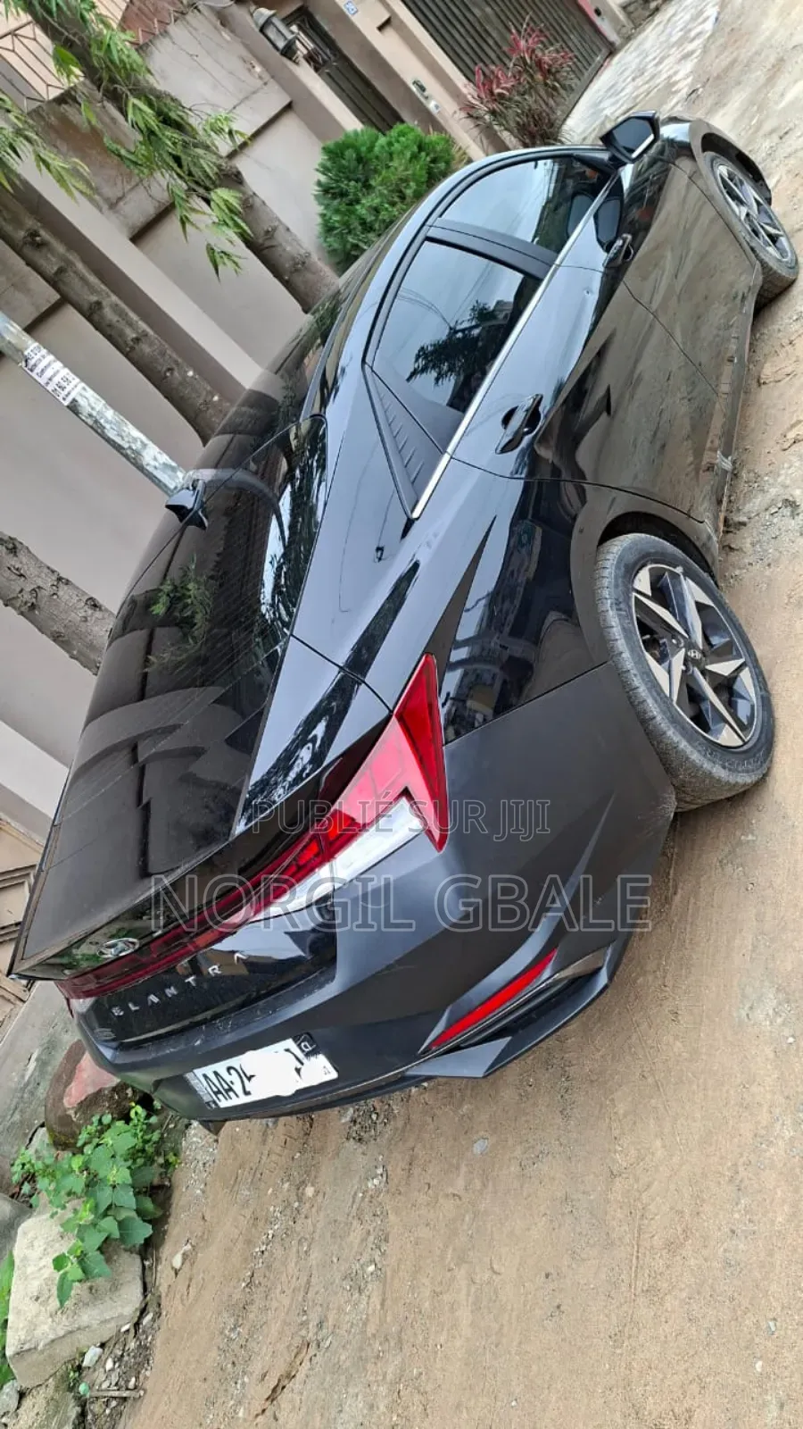New Hyundai Elantra Limited 2022 Black