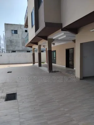 13chbre Duplex dans Ismaël Coulibaly, Cocody à Vendre