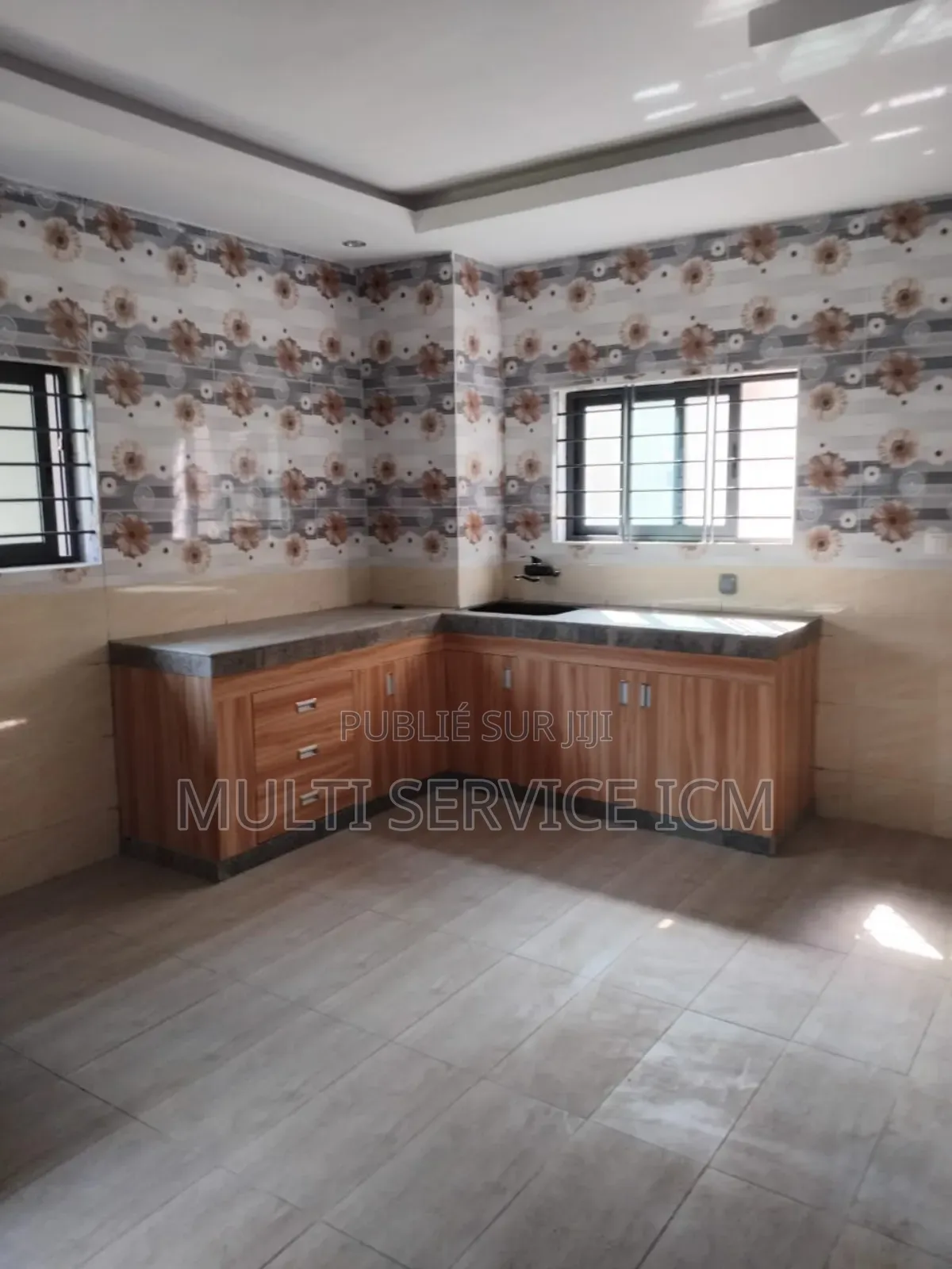 13chbre Duplex dans Ismaël Coulibaly, Cocody à Vendre
