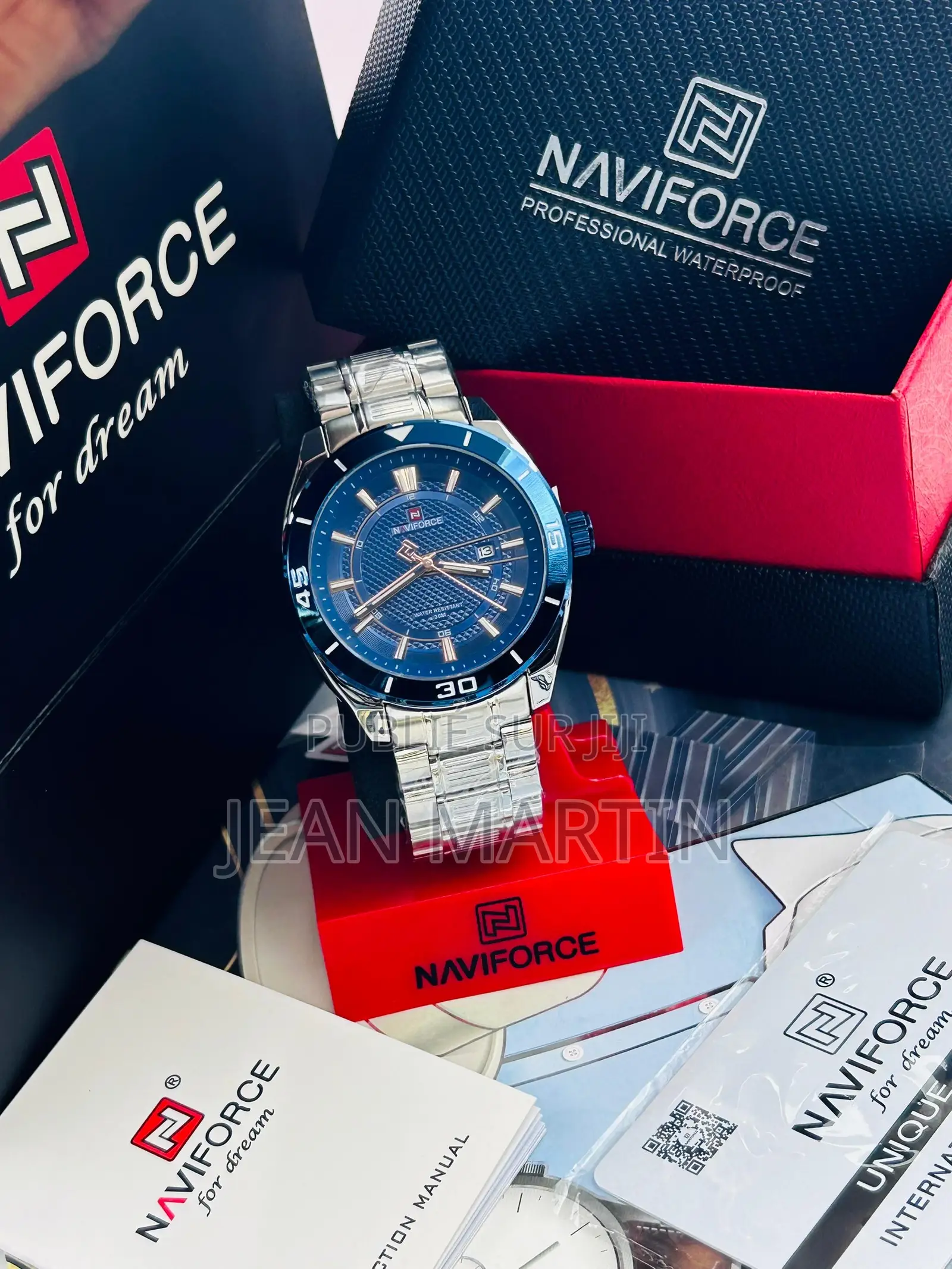 Montre De Luxe en Promo