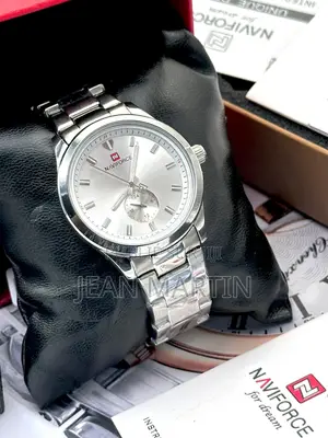 Montre De Luxe en Promo