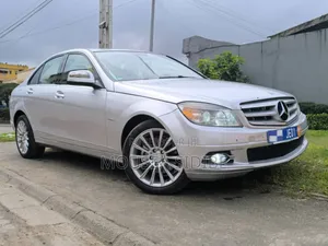 Mercedes-Benz C200 2008 Gris