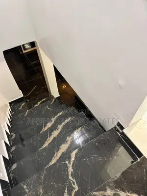 Villa Duplex Meublée De 04 Pièces À Angre