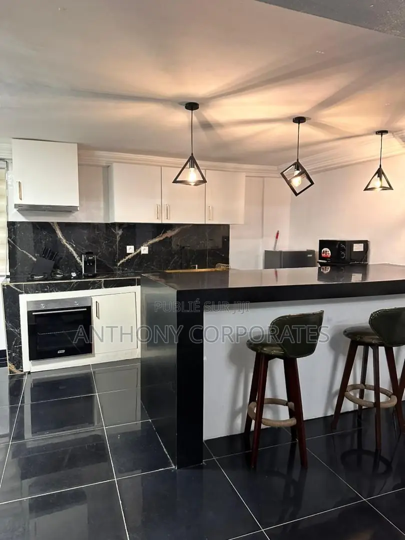 Villa Duplex Meublée De 04 Pièces À Angre