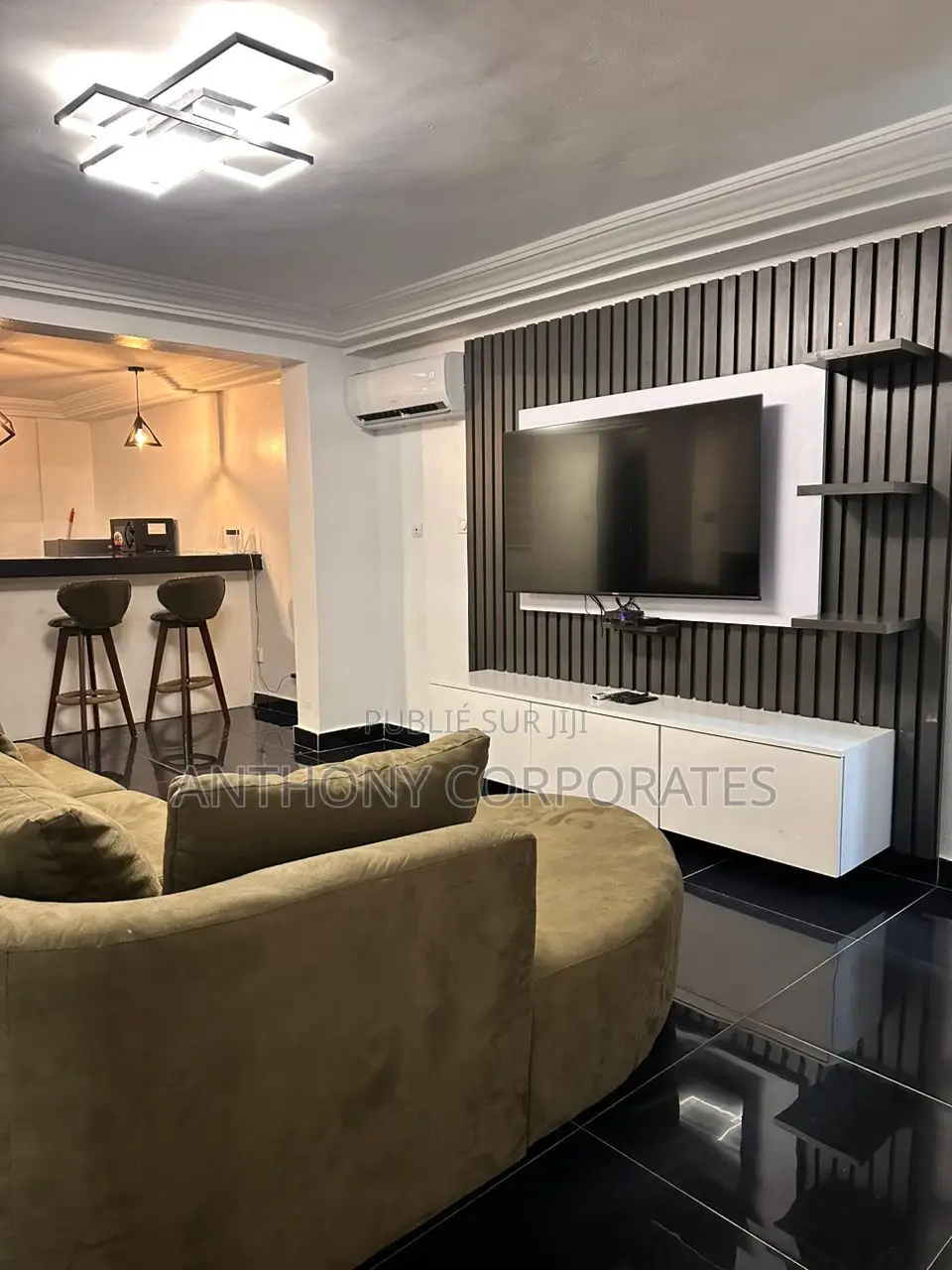 Villa Duplex Meublée De 04 Pièces À Angre