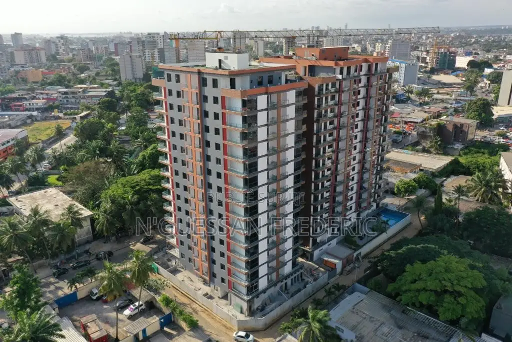 3chbre Appartement dans Marcory à Louer