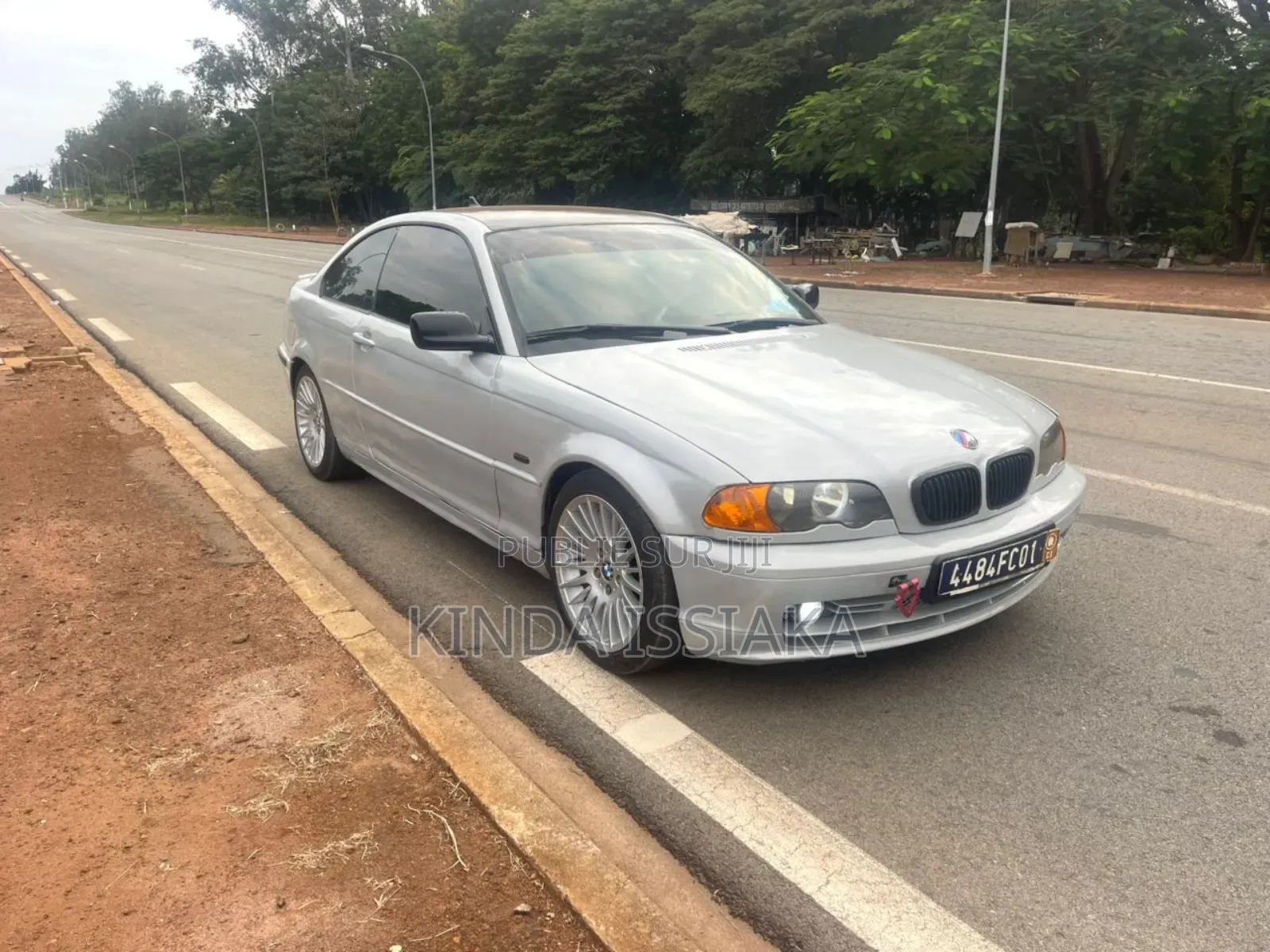 BMW 318i 2002 Gris