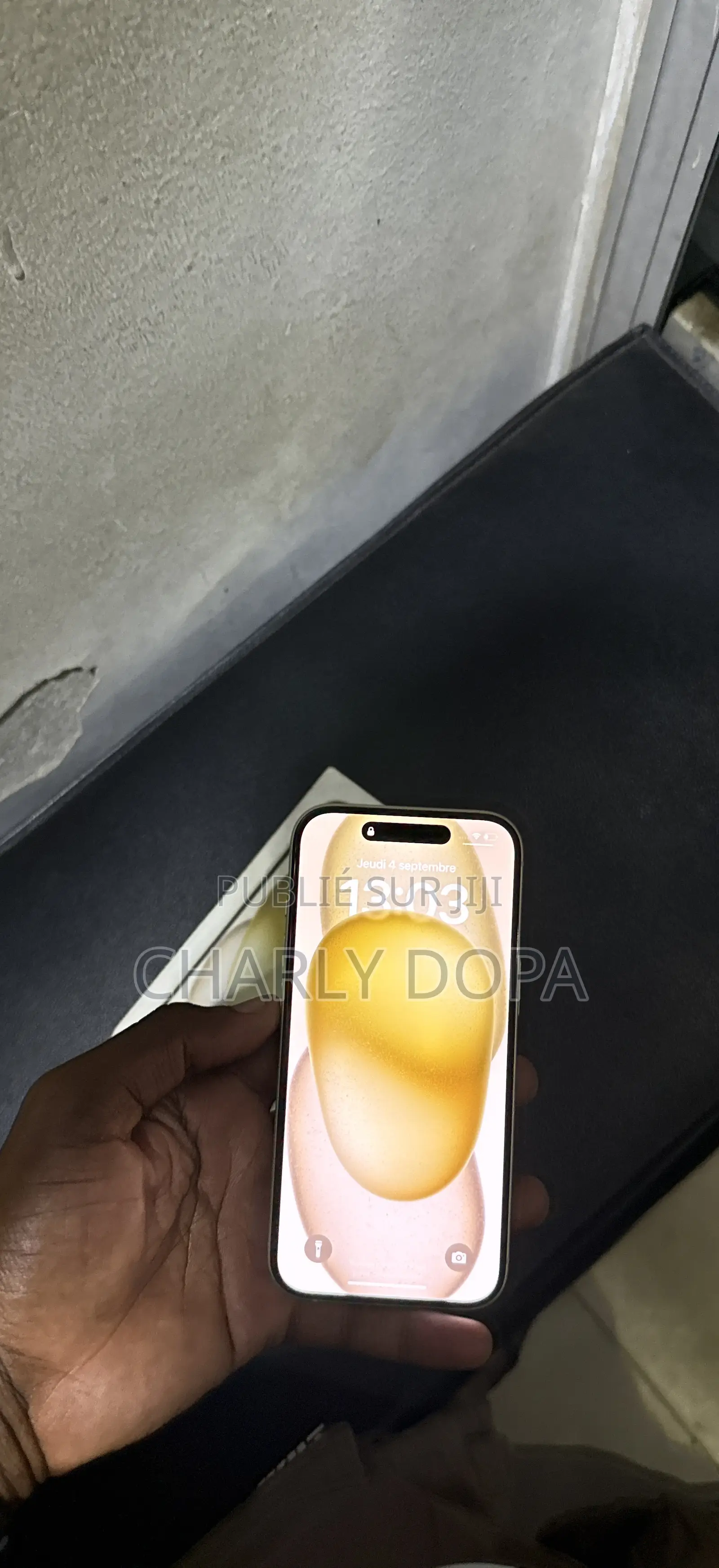 Apple iPhone 15 128 GB Jaune