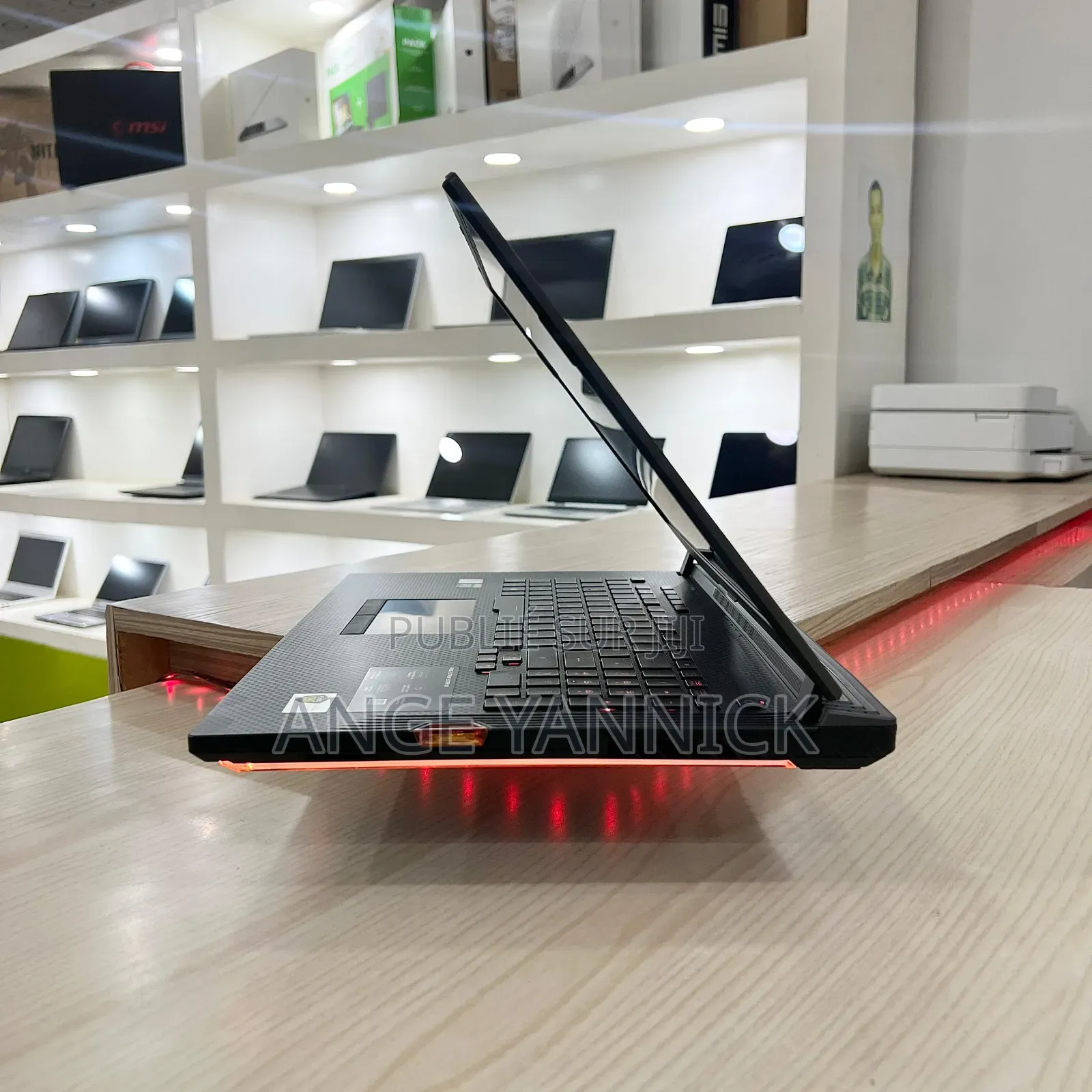 New Ordinateur Portable Asus ROG Strix GL703 32GB Intel Core I7 HDD 1T