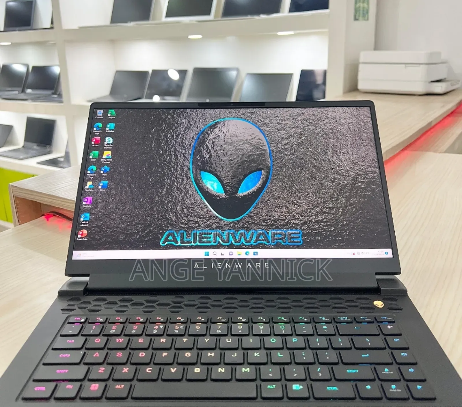 New Ordinateur Portable Alienware M15 R3 32GB Intel Core I7 SSD 2T